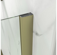 Detail van een douchecabineprofiel gemaakt van metaal en glas