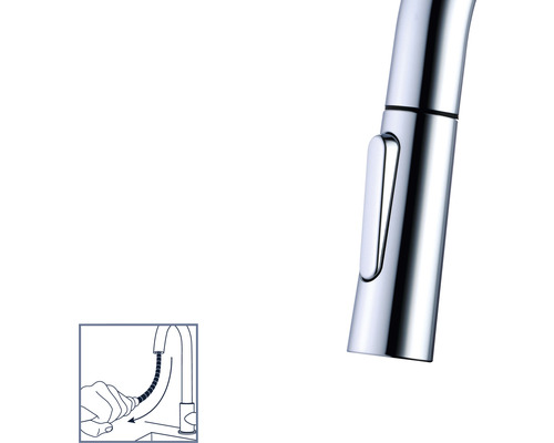 Detailweergave van een keukenkraan met uittrekbare sproeikop