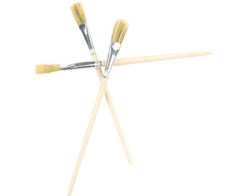 Drie penselen met houten steel en borstelharen