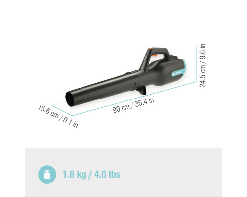Gardena accubladblazer met afmetingen van 90 bij 15,6 bij 24,5 centimeter en een gewicht van 1,8 kilogram.