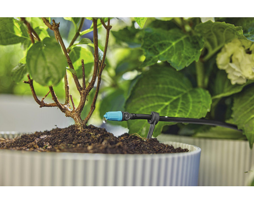 Druppelbewateringssysteem voor planten in potten