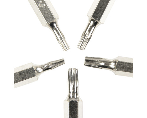 Meerdere metalen Torx-bits in stervormige opstelling