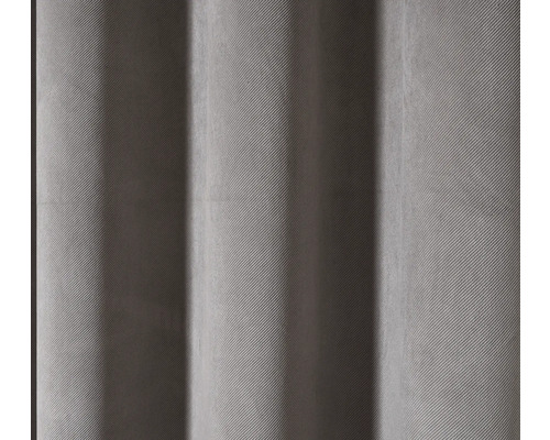 Close-up van een grijs gordijn met plooien