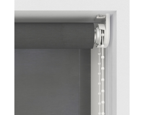 Grijze rolgordijnen met kettingbediening voor raamdecoratie en lichtregeling