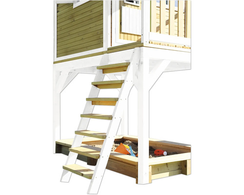 Detailaanzicht van een speelhuis met ladder en zandbak voor de tuin