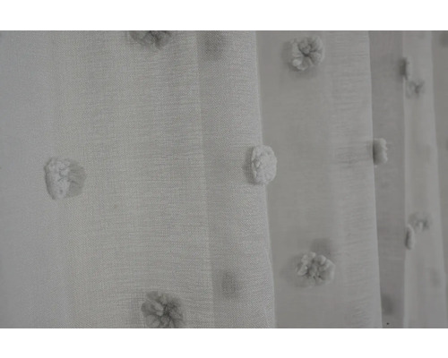 Gordijn met stippenpatroon