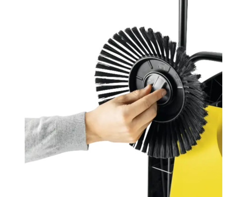 Bedieningselement van een veegmachine met ronde borstels van dichtbij