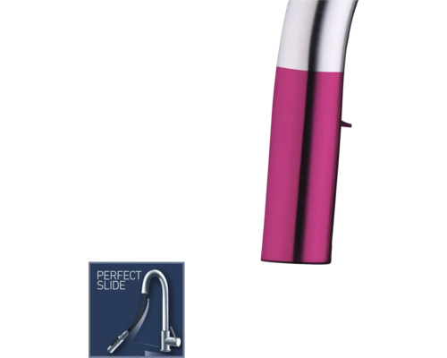 Keukenkraan met uittrekbare sproeikop detailopname