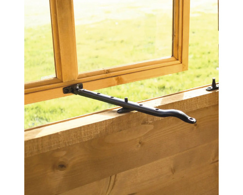 Raam met metalen raamuitzetter