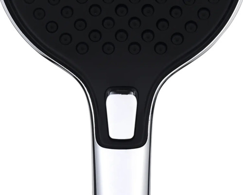 Detailopname van een douchekop met douchekop en handgreep