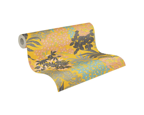 Rol behang met bloemmotief