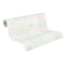 Rol behang met patchworkmotief en bloemen