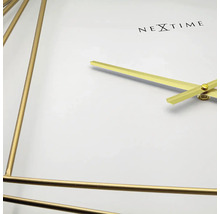 Nextime logo op een rechthoekige wandklok met gouden wijzers en gouden frame