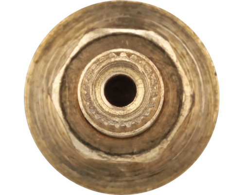 Messing schroefdraadfitting met binnendraad in close-up