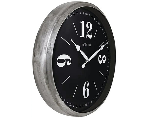 Nextime wandklok met metalen frame