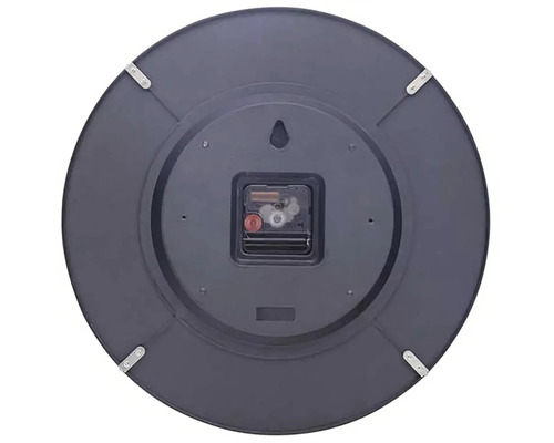 Achterkant van een ronde wandklok met uurwerk en ophangsysteem