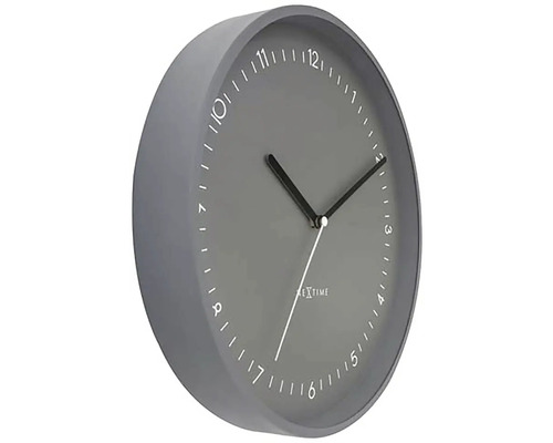 Grijze wandklok met wijzerplaat
