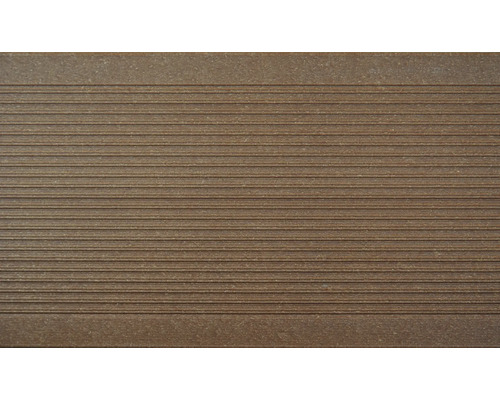 Terrasplank van hout-kunststof composiet met geribbeld oppervlak