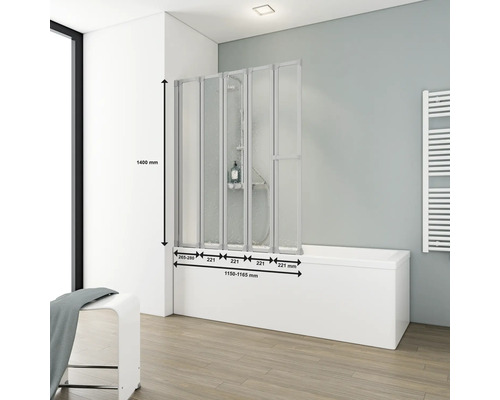 Badwand met afmetingen op een ligbad