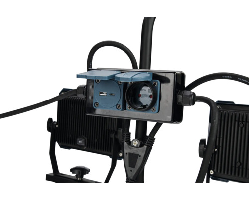 Gedetailleerde weergave van USB- en stopcontactaansluitingen