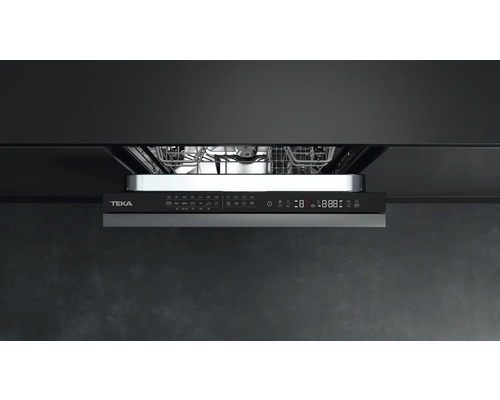 TEKA vaatwasser met digitaal display en open deur