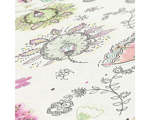 Close-up van een behang met bloemmotief