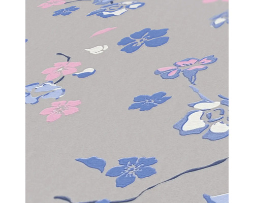 Close-up van een behang met bloemmotief