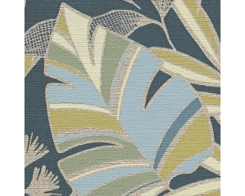 Close-up van een gestructureerd behang met bladerpatroon