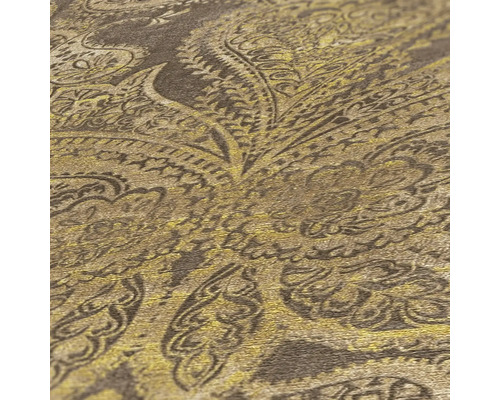 Close-up van een behang met patroon met paisley motief.