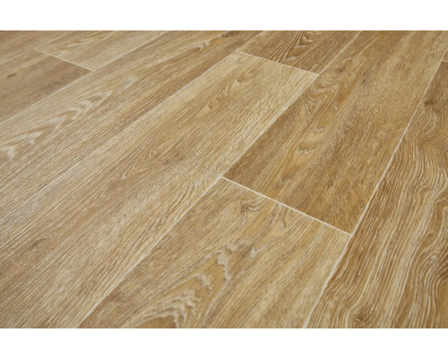 Gelegde laminaatvloer voor binnenshuis