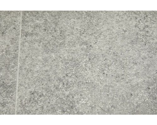 Grijze vloertegels met steeneffect voor binnenshuis.