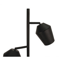 Detailopname van een vloerlamp met twee lampenkappen