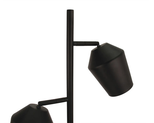 Detailopname van een vloerlamp met twee lampenkappen