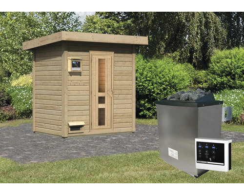 Houten sauna met kachel in de tuin