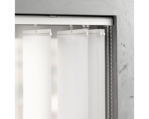 Verticale jaloezie met lamellen voor raamdecoratie