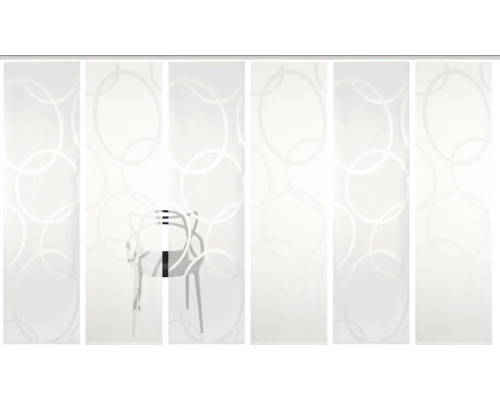 Paneelgordijn met ringmotief en stoel