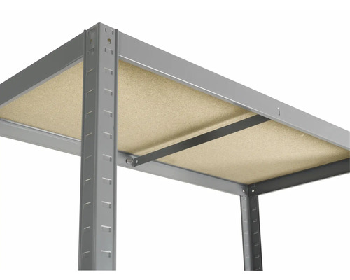 Detailopname van een metalen stellingkast met houten legborden