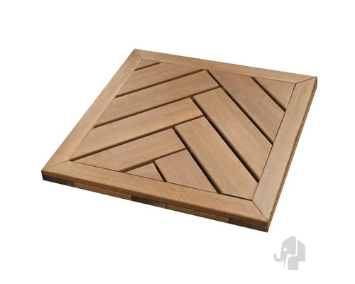 Vierkante houten tegel met visgraatmotief