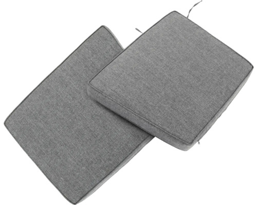 Twee grijze stoelkussens voor buiten