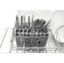 Vaatwasser met bestekmand en vaatwerk