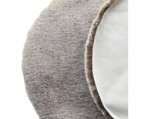 Grijs tapijt van schapenvacht