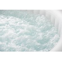 Bruisend water in een bubbelbad