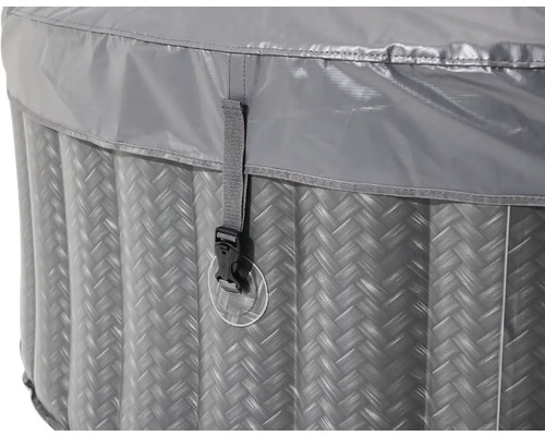 Detailopname van een opblaasbare whirlpool met afdekking en sluiting