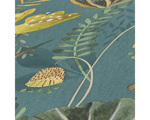 Close-up van een gestructureerd behang met plantenmotief