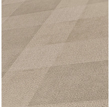 Close-up van een beige textielbehang met geometrisch patroon