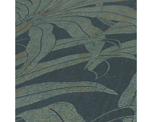 Close-up van een patroonbehang met een bloemmotief