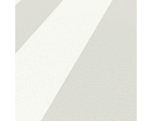 Behang met streepmotief