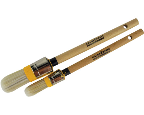 Twee ronde verfborstels met houten handvat en Color Expert Logo
