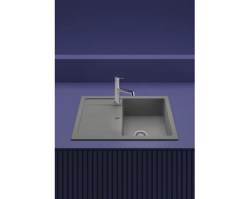 Spoelbak met afdruiprek en kraan