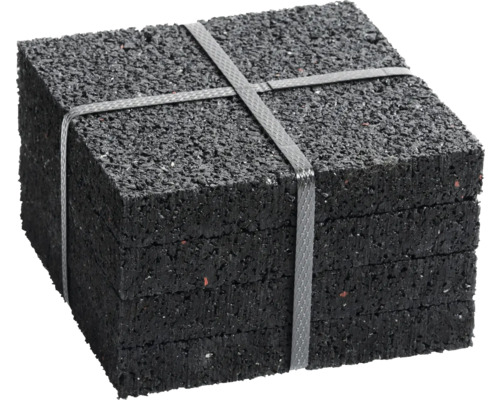 Verpakking met meerdere zwarte rubbergranulaattegels